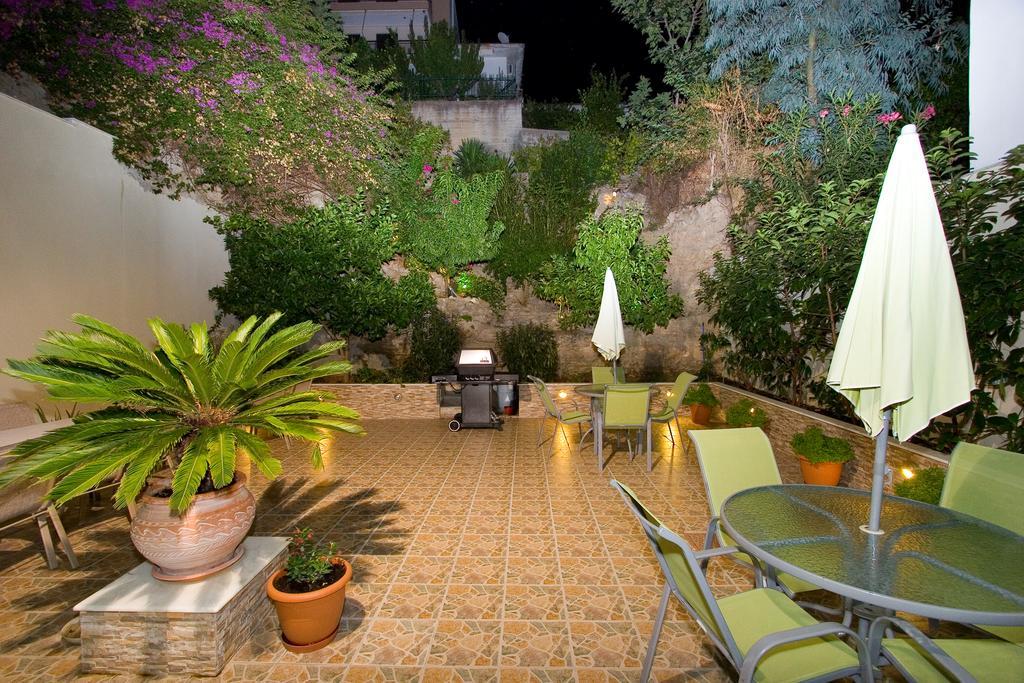 Hotel Viana ルトラ・エディプソス エクステリア 写真