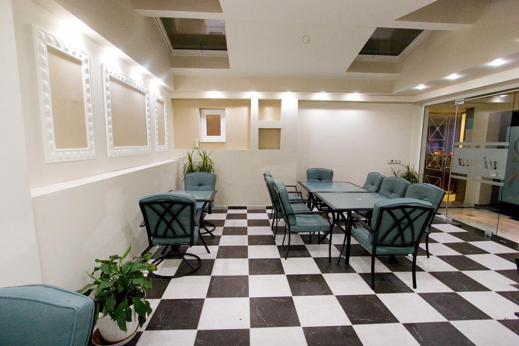 Hotel Viana ルトラ・エディプソス エクステリア 写真